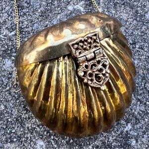 Antique handmade brass scalloped clamshell tiny cocktail purse